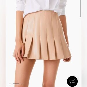 Alice and Olivia Carter Vegan Leather Mini Skirt size 6